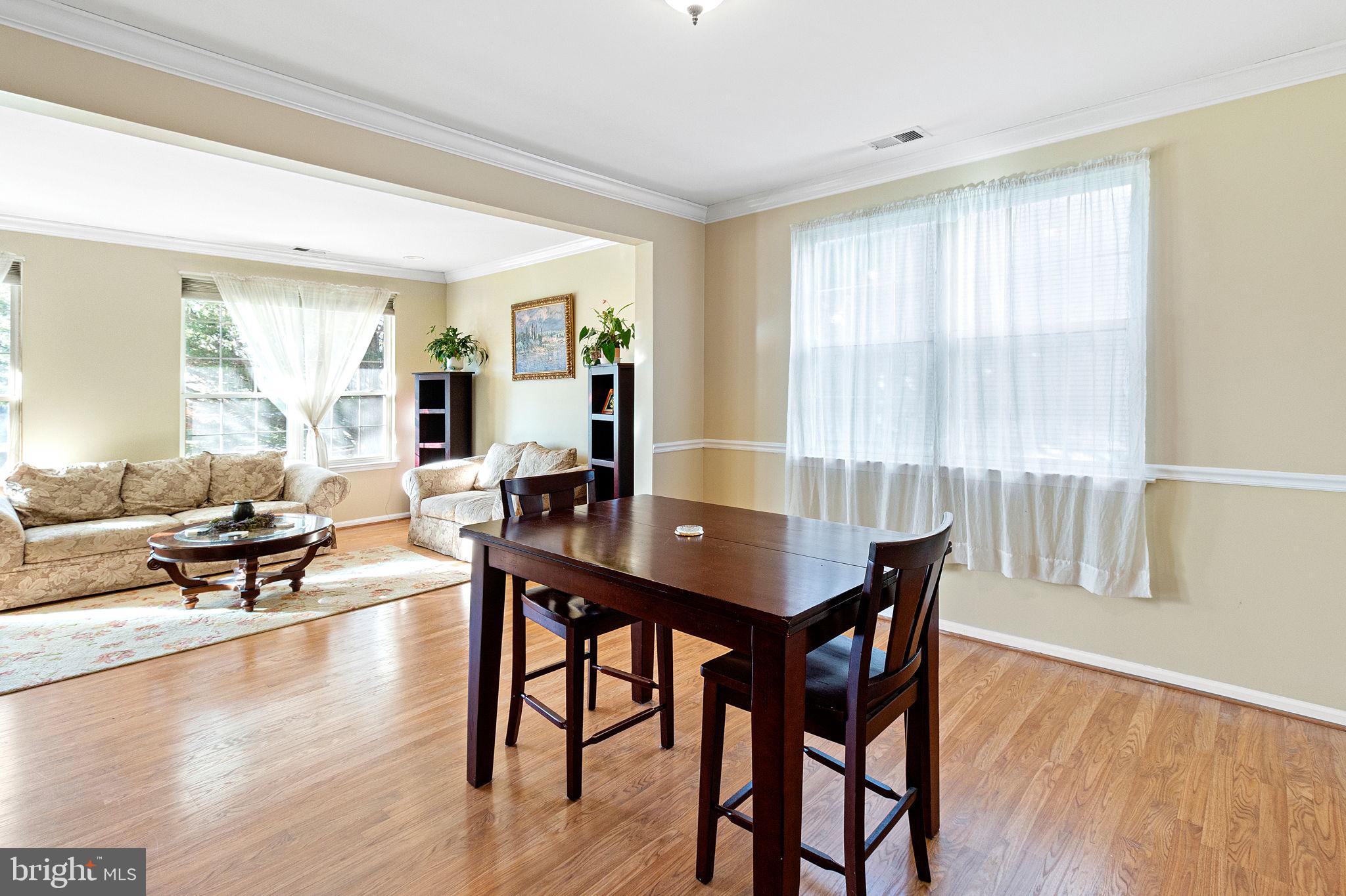 406 Denow Road Pennington, NJ 08534 - Photo 6 of 25