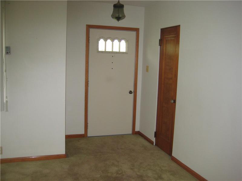 309 Ceylon Road Carmichaels, PA 15320 - Photo 8 of 11 Living Room.
