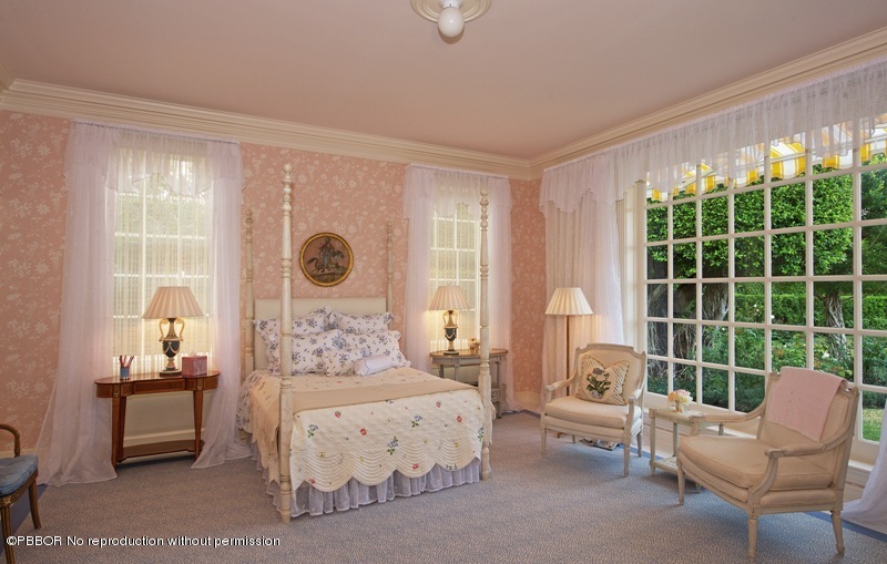 109 Jungle Road Palm Beach, FL 33480 - Photo 14 of 20 Master Bedroom