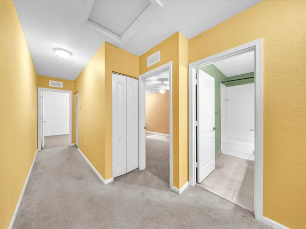 $2,400 | 21223 Northwest 14th Place, Unit 324, Miami Gardens, FL 33169