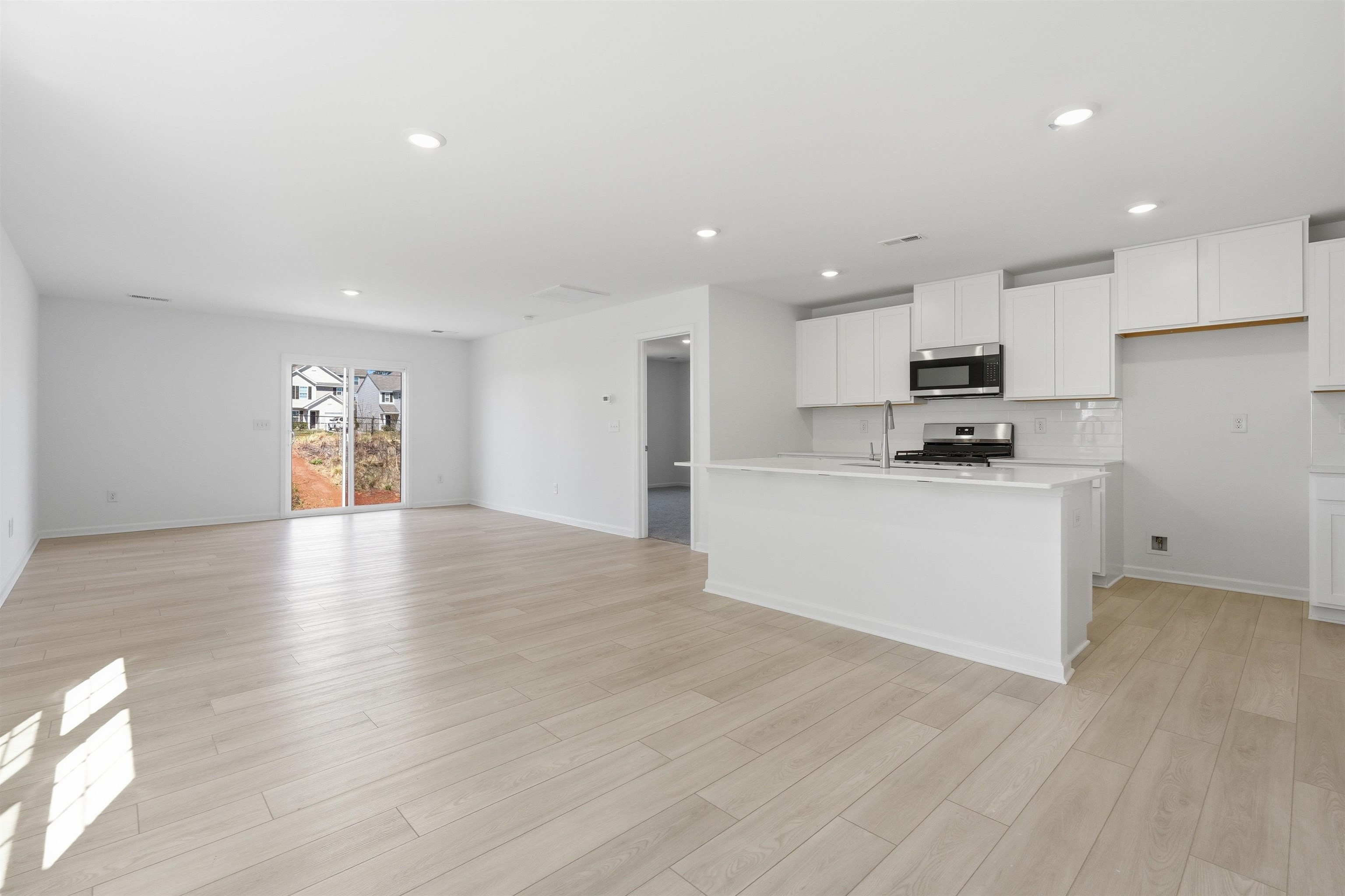 1467 Cattleman Acres Drive Inman, SC 29349 - Photo 8 of 33