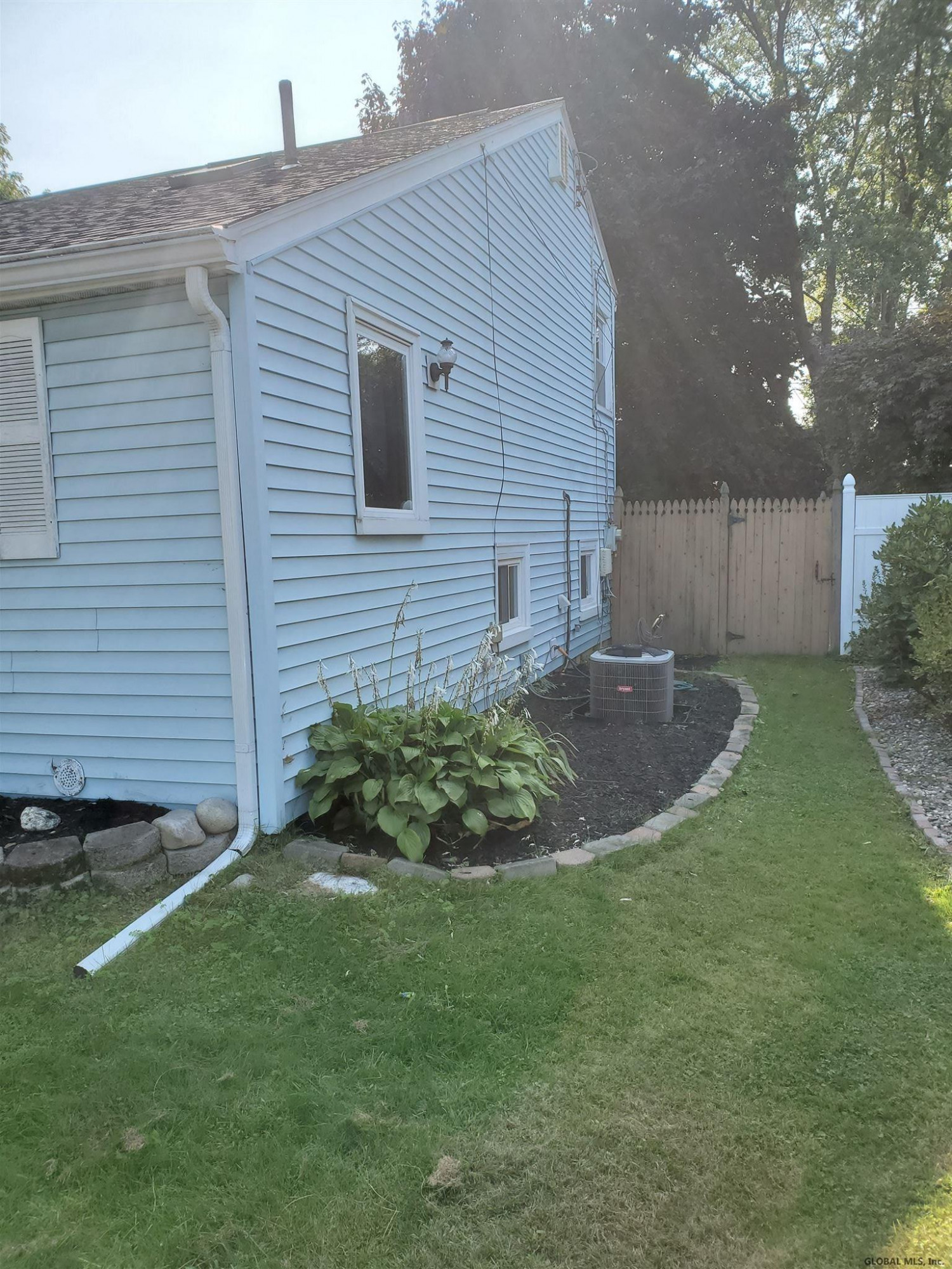 72 Forts Ferry Road Colonie, NY 12110 - Photo 4 of 21 Photo 4