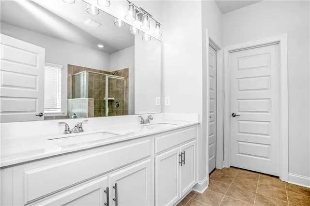 an empty room with closet