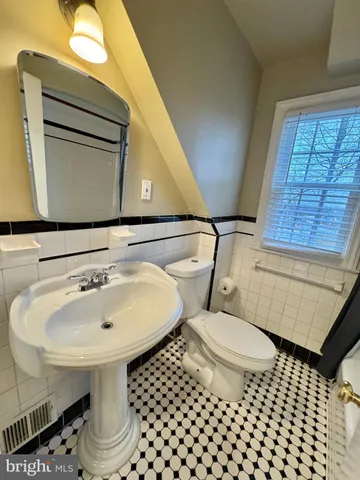 $3,750 | 8815 Reading Road, Silver Spring, MD 20901