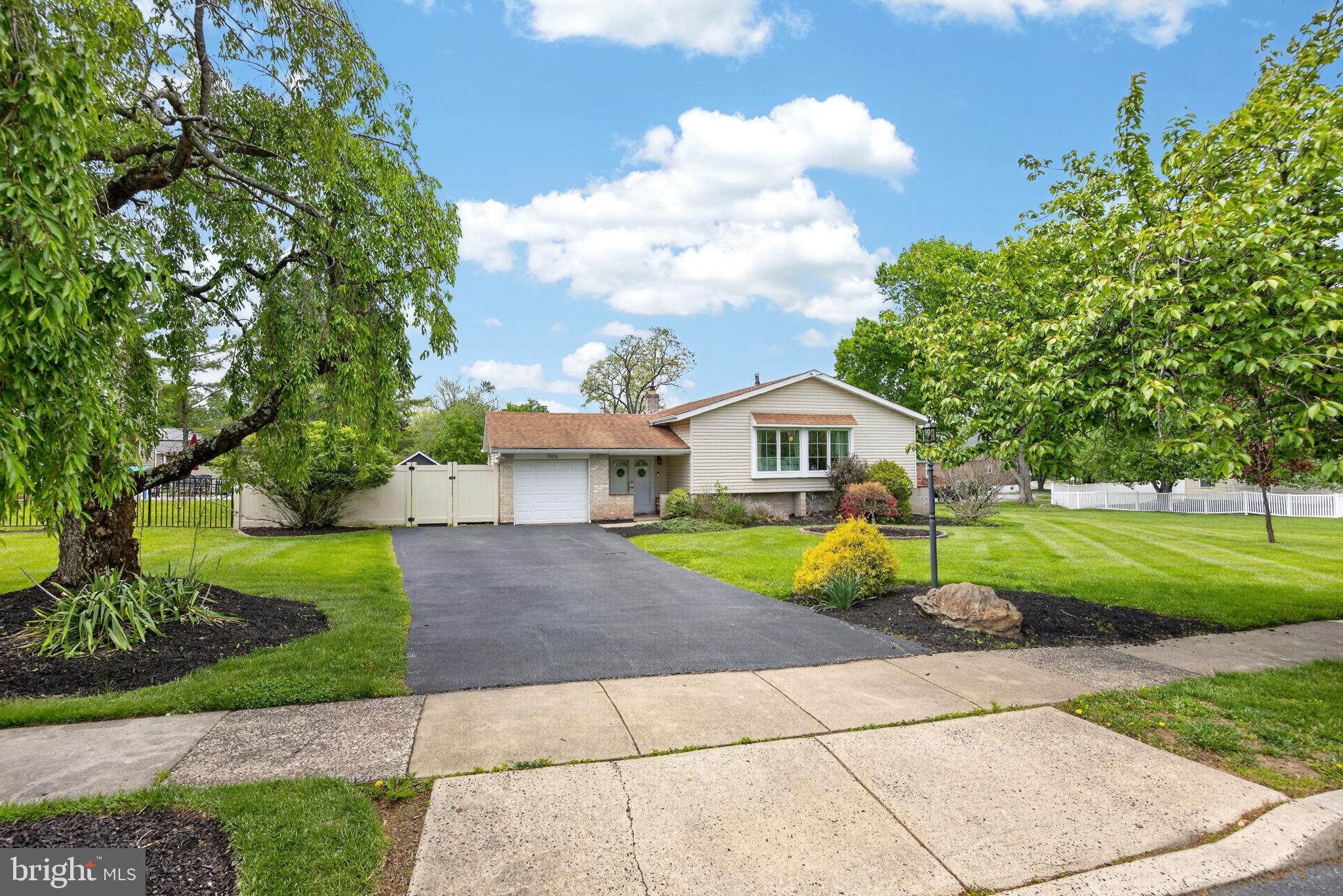 2876 Ringneck Road Norristown, PA 19403 - Photo 2 of 51