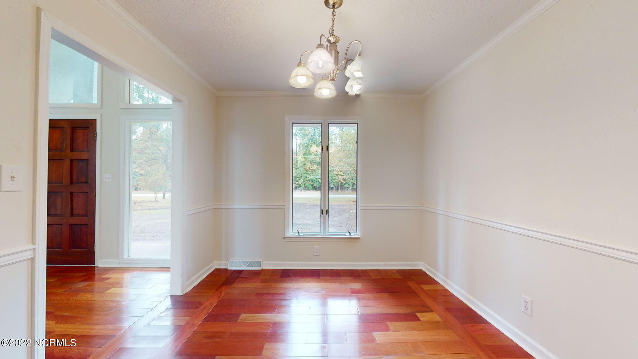 6381 River Road Washington, NC 27889 - Photo 13 of 36 4-web-or-mls-6381-River-Rd-Washington-NC