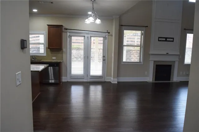 $2,700 | 480 Meadow Hill Drive, Alpharetta, GA 30004