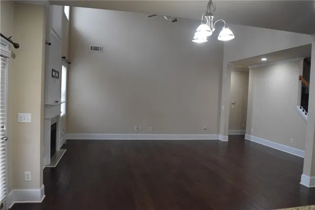 $2,700 | 480 Meadow Hill Drive, Alpharetta, GA 30004