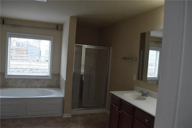 $2,700 | 480 Meadow Hill Drive, Alpharetta, GA 30004