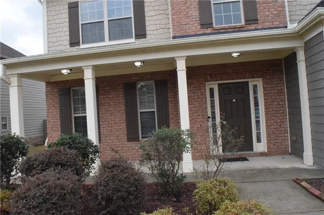 $2,700 | 480 Meadow Hill Drive, Alpharetta, GA 30004