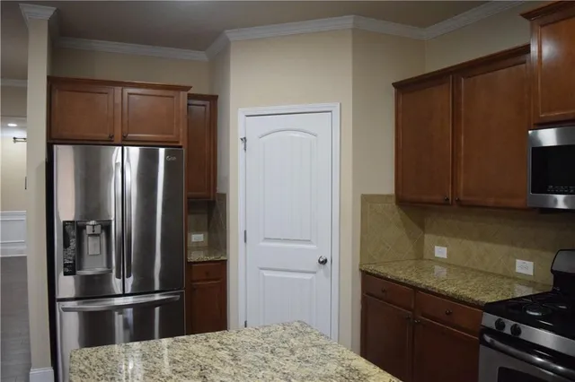 $2,700 | 480 Meadow Hill Drive, Alpharetta, GA 30004