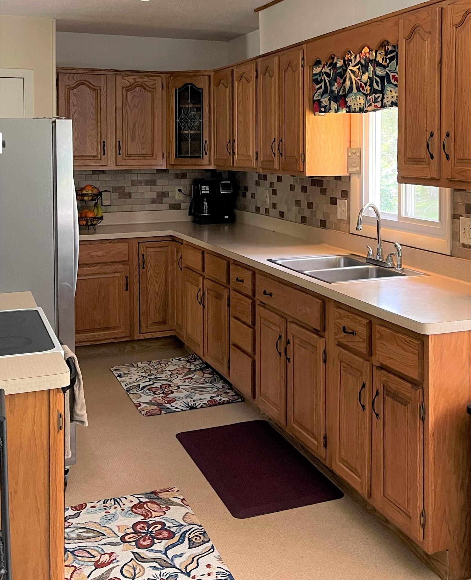 5990 North Sandstone Road Jackson, MI 49201 - Photo 10 of 27 kitchen sink