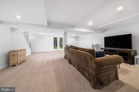 $899,900 | 2305 Peggy Lane, Silver Spring, MD 20910