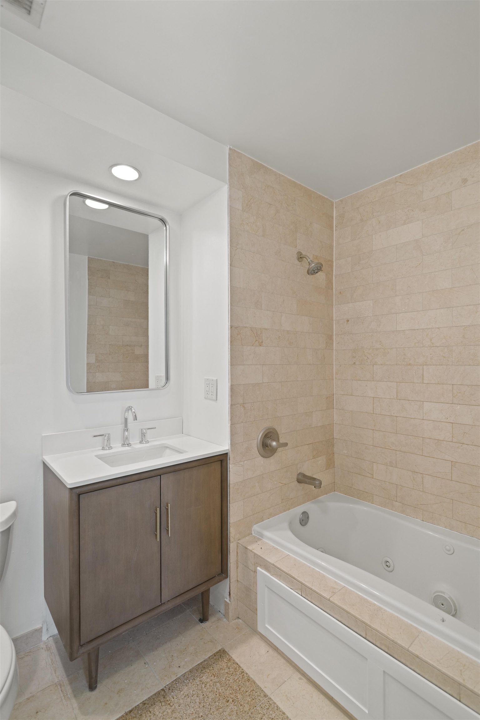 99 Gorge Road, Unit 711 Edgewater, NJ 07020 - Photo 16 of 16
