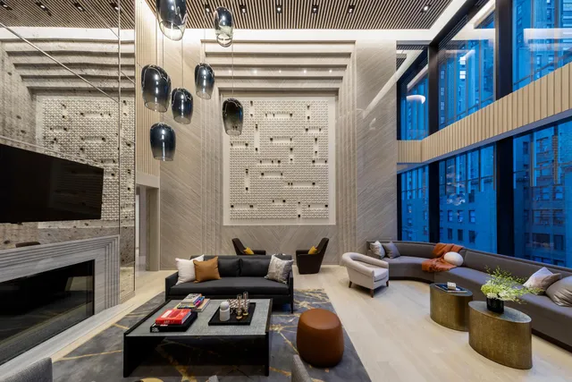 $3,495,000 | 138 East 50th Street, Unit 41B | Midtown East