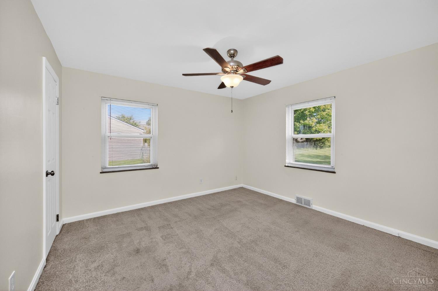 7987 West Chester Road West Chester, OH 45069 - Photo 21 of 37 Gallery Image 21
