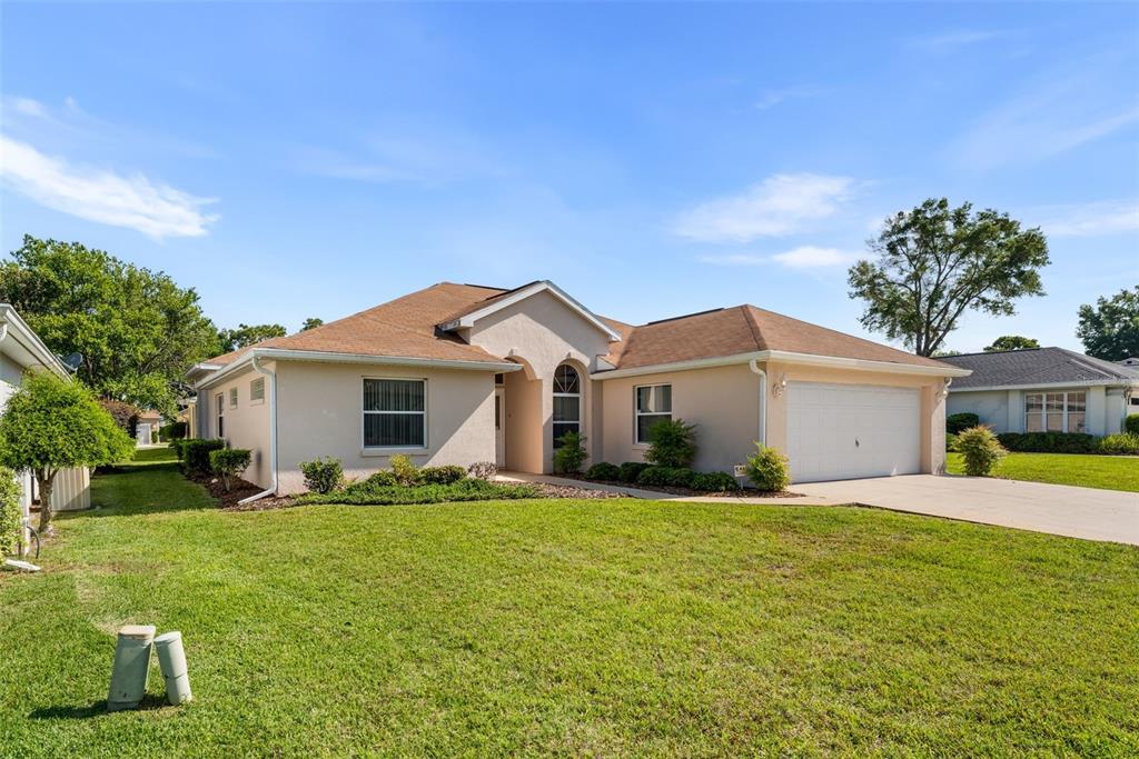 11295 Southwest 73rd Circle Ocala, FL 34476 - Photo 2 of 20