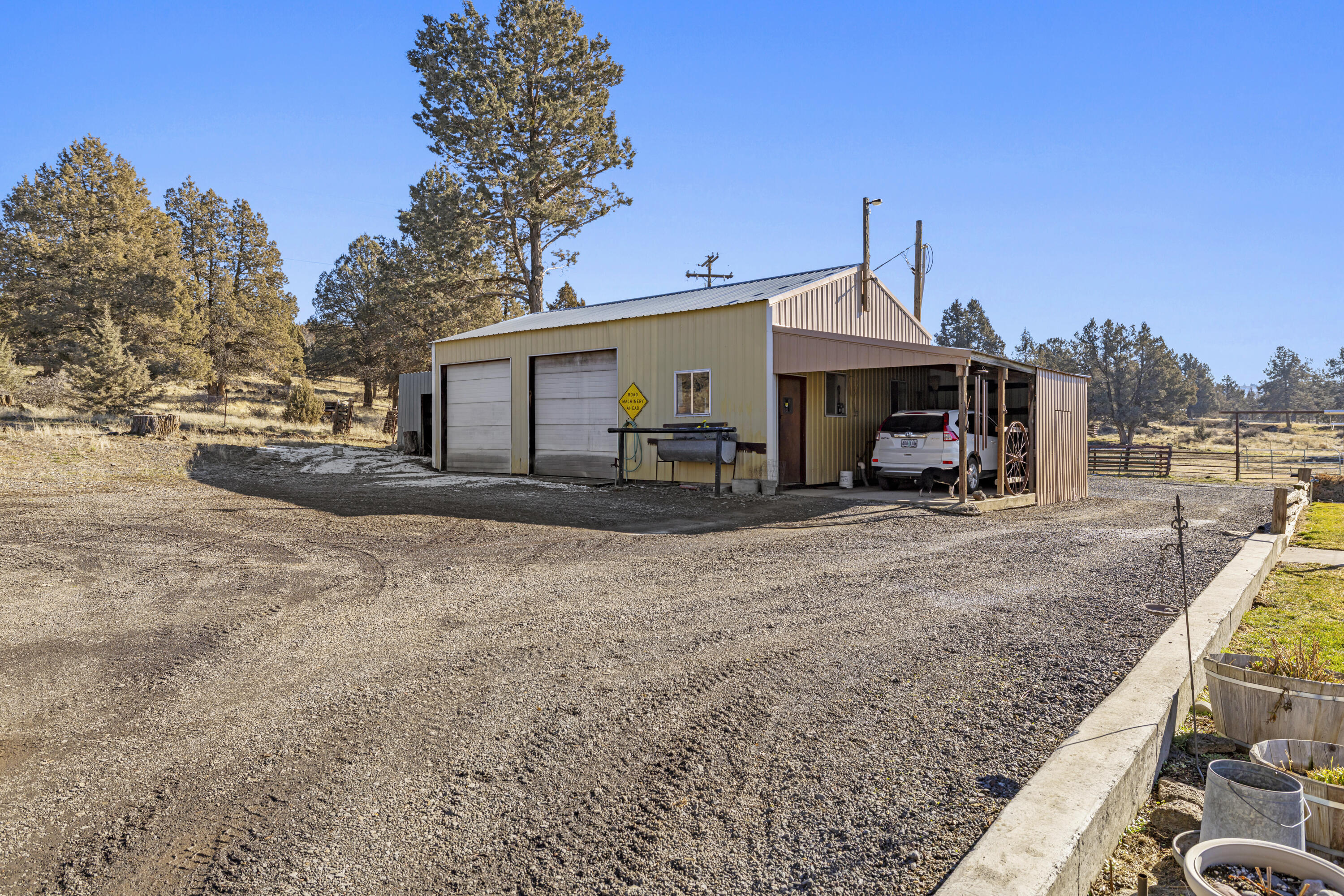 5415 Haskins Road Bonanza, OR 97623 - Photo 14 of 97 Shop