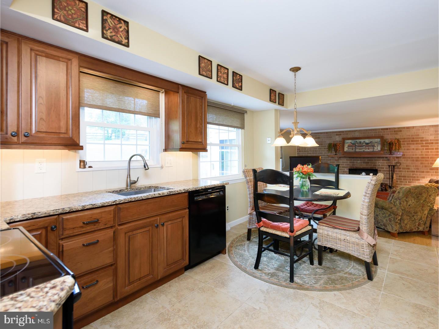 305 Biddle Drive Exton, PA 19341 - Photo 9 of 25 Kitchen