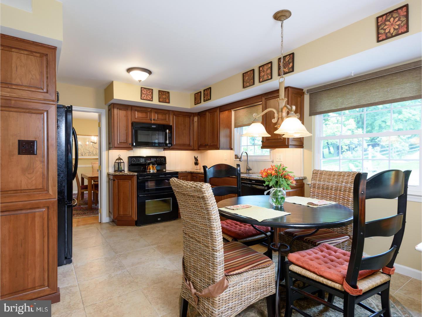 305 Biddle Drive Exton, PA 19341 - Photo 10 of 25 Kitchen