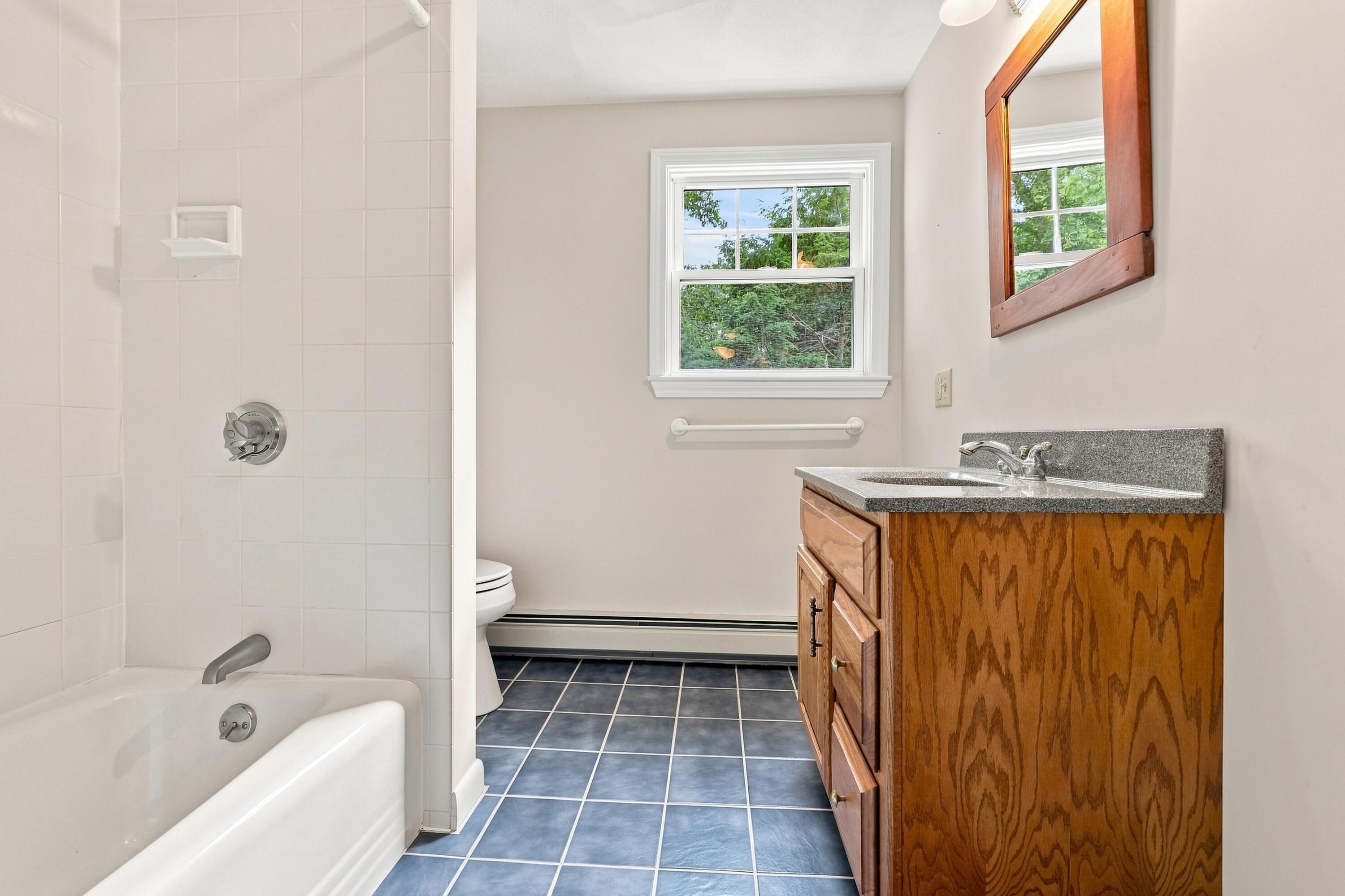 35 Raydon Road York, ME 03909 - Photo 18 of 36 IMG_0083