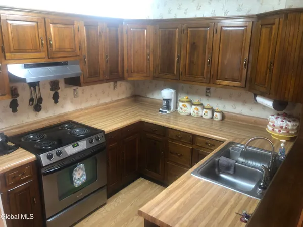 $199,900 | 107 Champlain Drive, Moriah, NY 12956