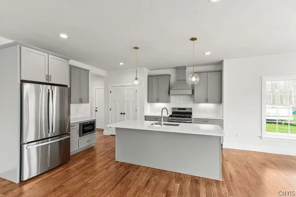 $649,900 | Undisclosed Address, Clay, NY 13088