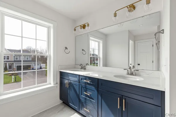 $649,900 | Undisclosed Address, Clay, NY 13088