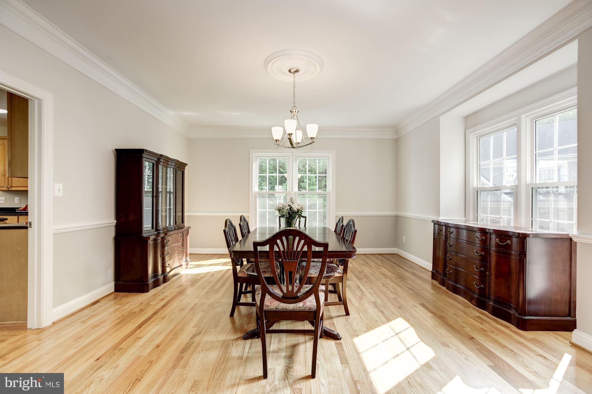 6205 Cardinal Brook Court Springfield, VA 22152 - Photo 5 of 30 Dining Room