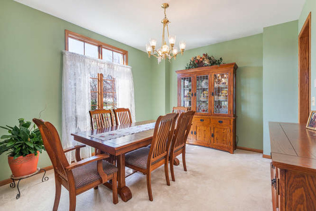 7N065 Ridge Line Road St. Charles, IL 60175 - Photo 6 of 25