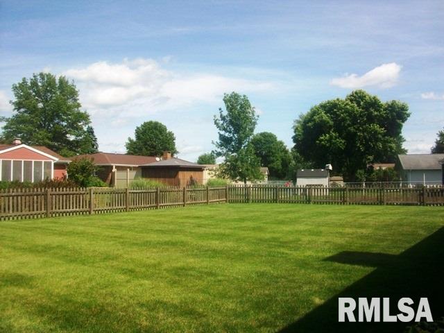 247 Harvester Road Canton, IL 61520 - Photo 32 of 36 Gallery Image 32