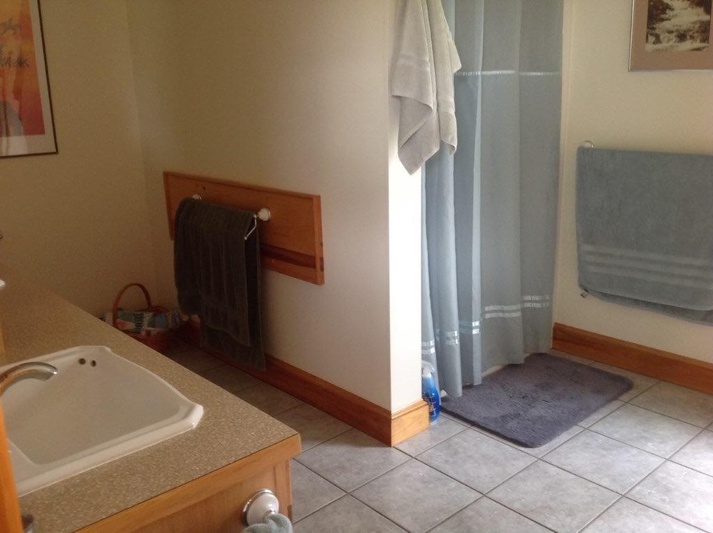 39 Bellsqueeze Road Benton, ME 04901 - Photo 17 of 35 Master bath