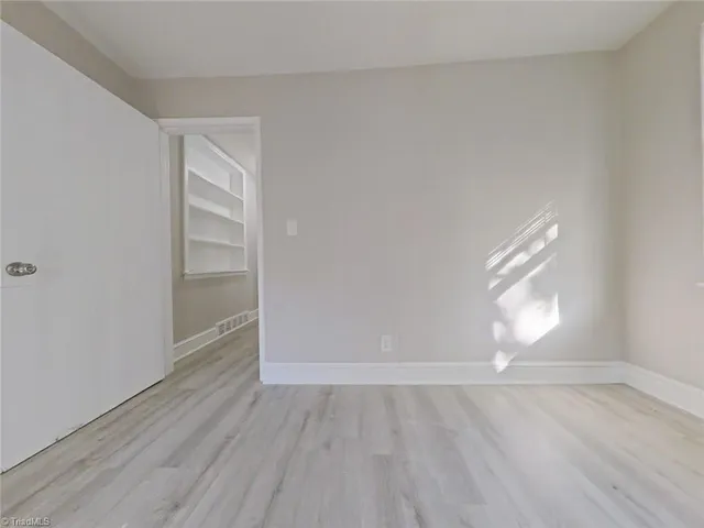 $1,075 | 1446 North Hamilton Street, High Point, NC 27262