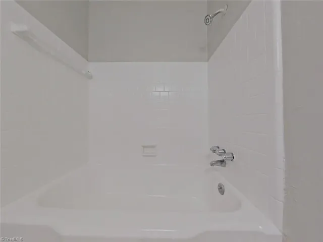 $1,075 | 1446 North Hamilton Street, High Point, NC 27262