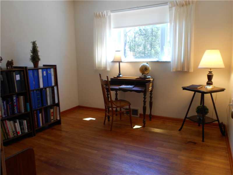 3828 Shepard Road Gibsonia, PA 15044 - Photo 8 of 15 Bedroom.