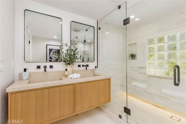 $2,395,000 | 11518 Dona Dorotea Drive, Studio City, CA 91604