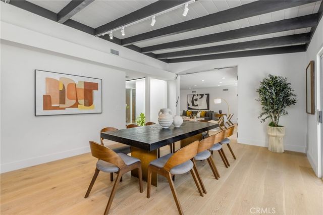 $2,395,000 | 11518 Dona Dorotea Drive, Studio City, CA 91604
