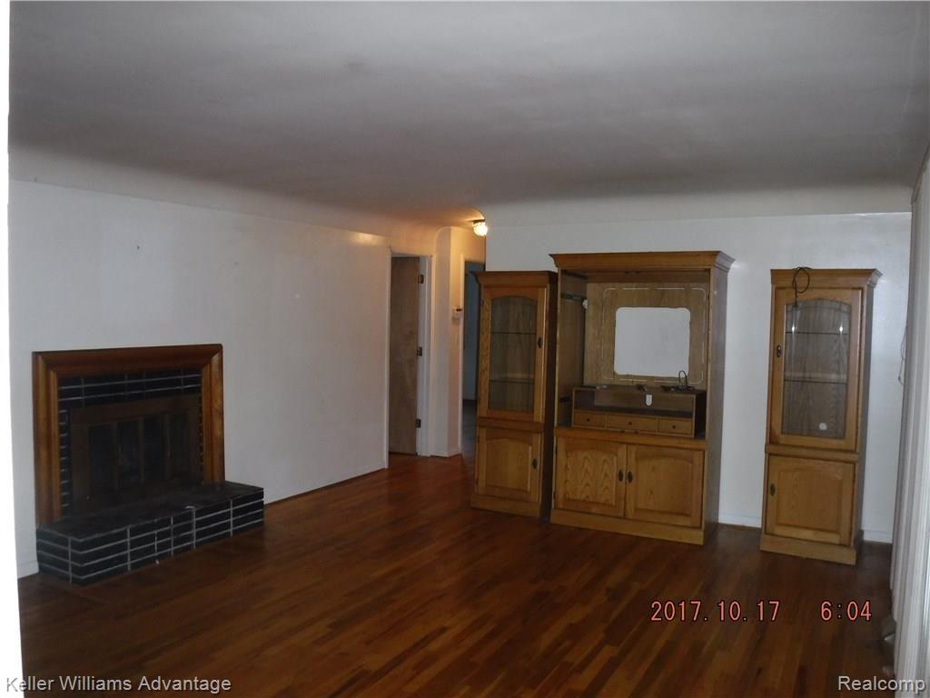 3850 Elmhurst Road Waterford, MI 48328 - Photo 16 of 20 elm7.jpg