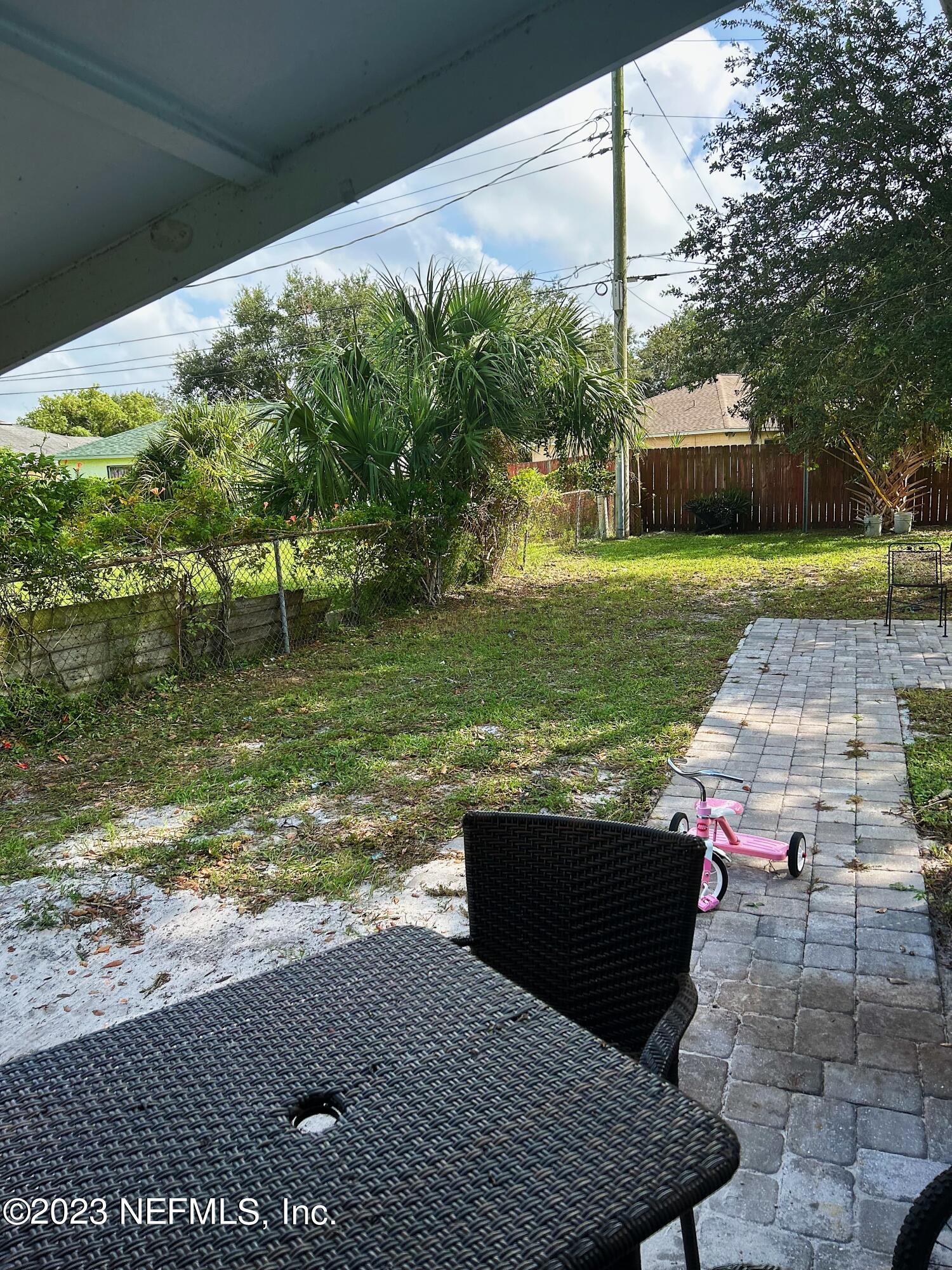 2147 Warwick Road Melbourne, FL 32935 - Photo 6 of 10 8A4A716A-1B62-4922-B60C-E29791F2050A