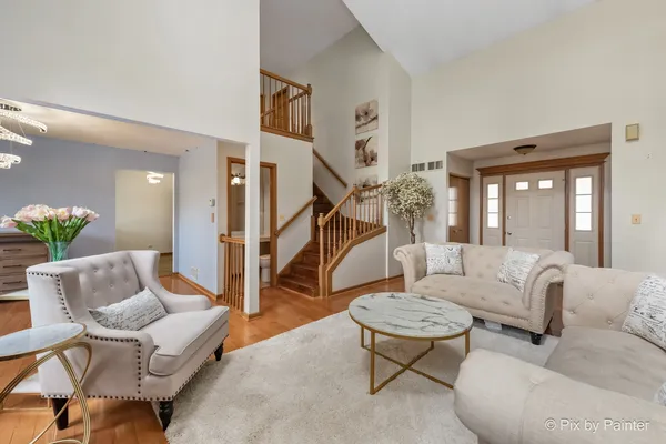 $315,000 | 39911 North Golf Lane, Antioch, IL 60002