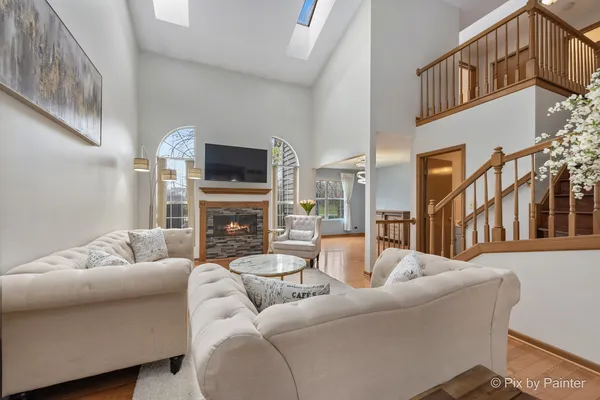 $315,000 | 39911 North Golf Lane, Antioch, IL 60002