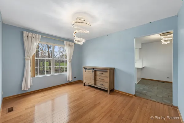 $315,000 | 39911 North Golf Lane, Antioch, IL 60002