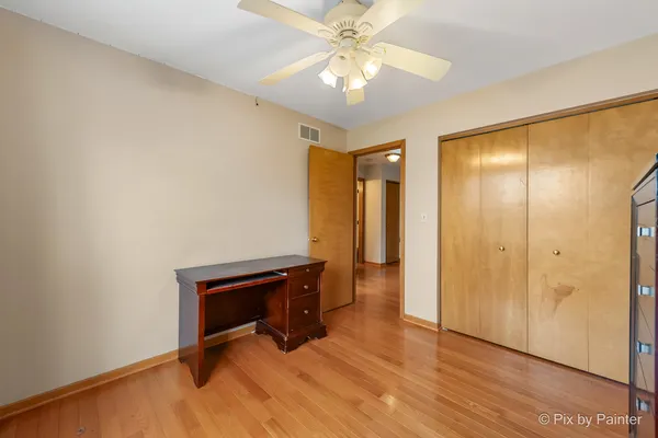 $315,000 | 39911 North Golf Lane, Antioch, IL 60002