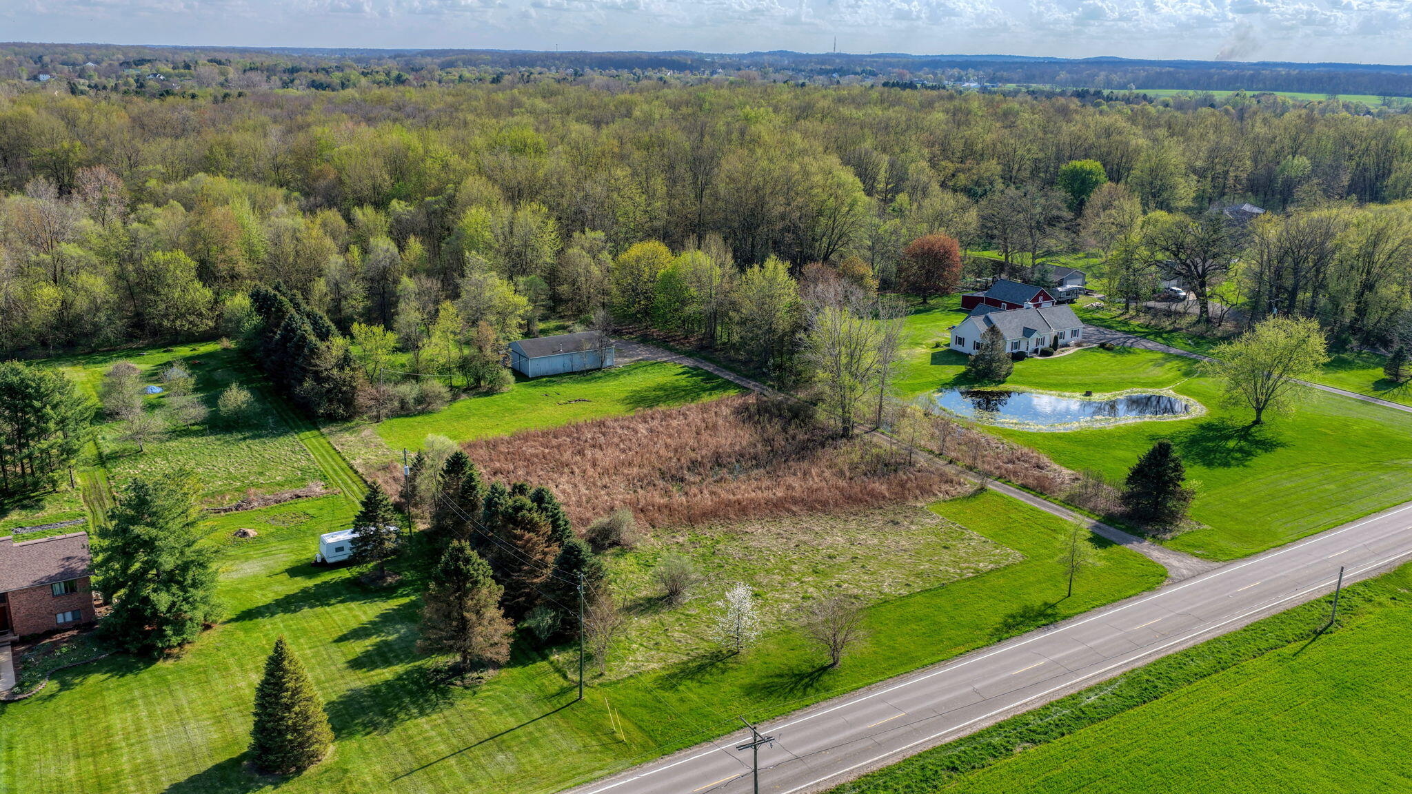 7001 Scio Church Road Ann Arbor, MI 48103 - Photo 9 of 33 7-web-or-mls-DJI_20260423172557_0872_D_H