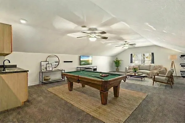 a view of a big room with a livingroom