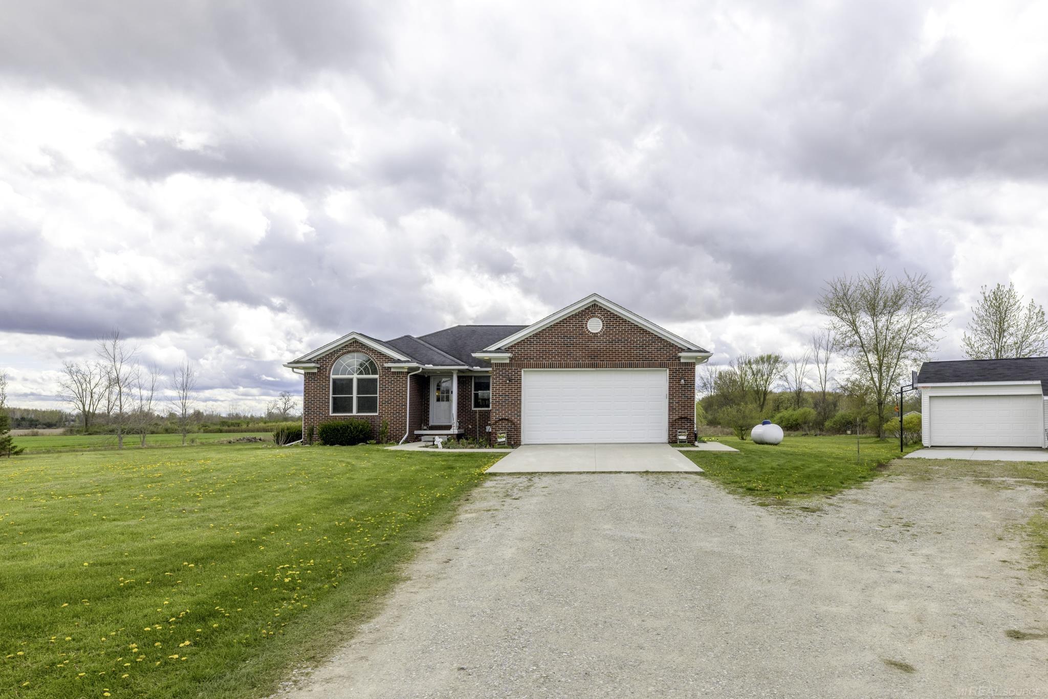8681 Rynn Road Avoca, MI 48006 - Photo 39 of 56