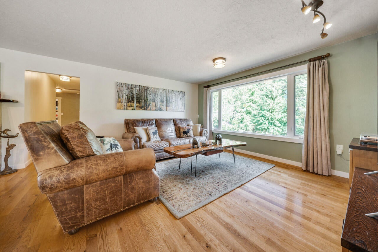 2076 Davis Road South Salem, OR 97306 - Photo 21 of 52 2076-Davis-Rd-S-21