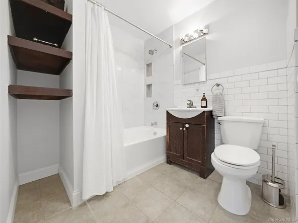 $455,000 | 1 Heritage Drive, Unit J, New City, NY 10956