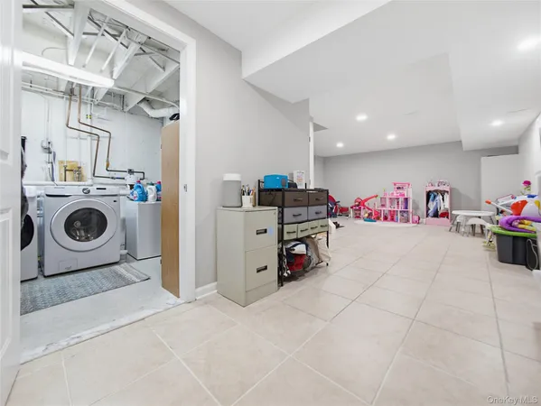 $455,000 | 1 Heritage Drive, Unit J, New City, NY 10956