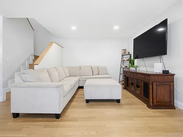 $455,000 | 1 Heritage Drive, Unit J, New City, NY 10956